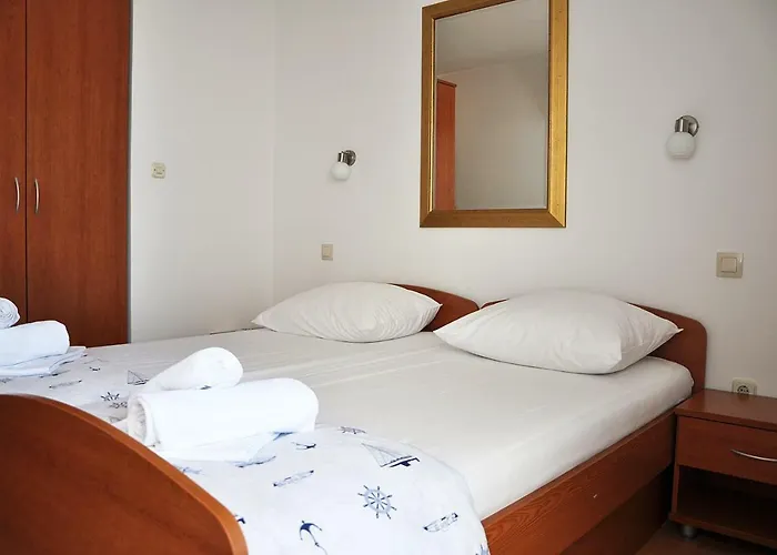 Sunrise Apartments And Studio Apartments
